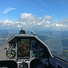 Flugwegposition um 14:42:19: Aufgenommen in der Nähe von Gemeinde Pernegg an der Mur, Österreich in 2196 Meter